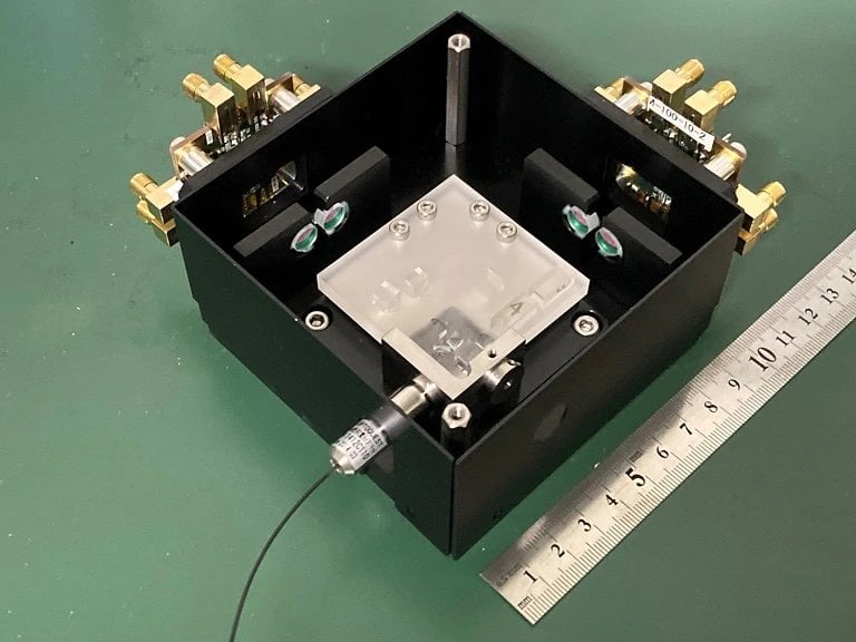 Mitsubishi Electric Develops World's First Laser Communication Terminal Integrating Space Optical Communication and Spatial Acquisition